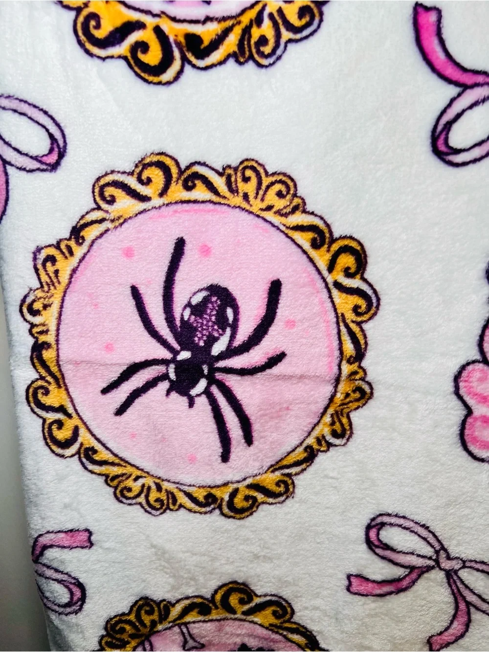 Halloween Pink Cameo Picture Frames Plush Throw Blanket Ghost Spider Skeleton